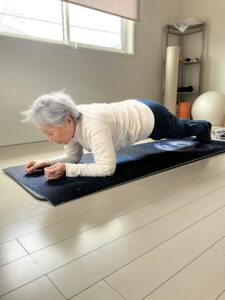 高齢者(シニア)の体力作りと健康維持の為の運動/筋力トレーニングならRioToRe